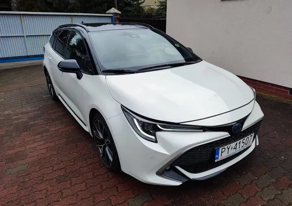 toyota Toyota Corolla cena 106900 przebieg: 36000, rok produkcji 2021 z Poznań